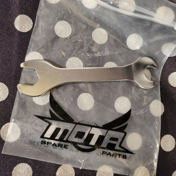Mota 1/2" quad axle wrench - Picture 2 of 4
